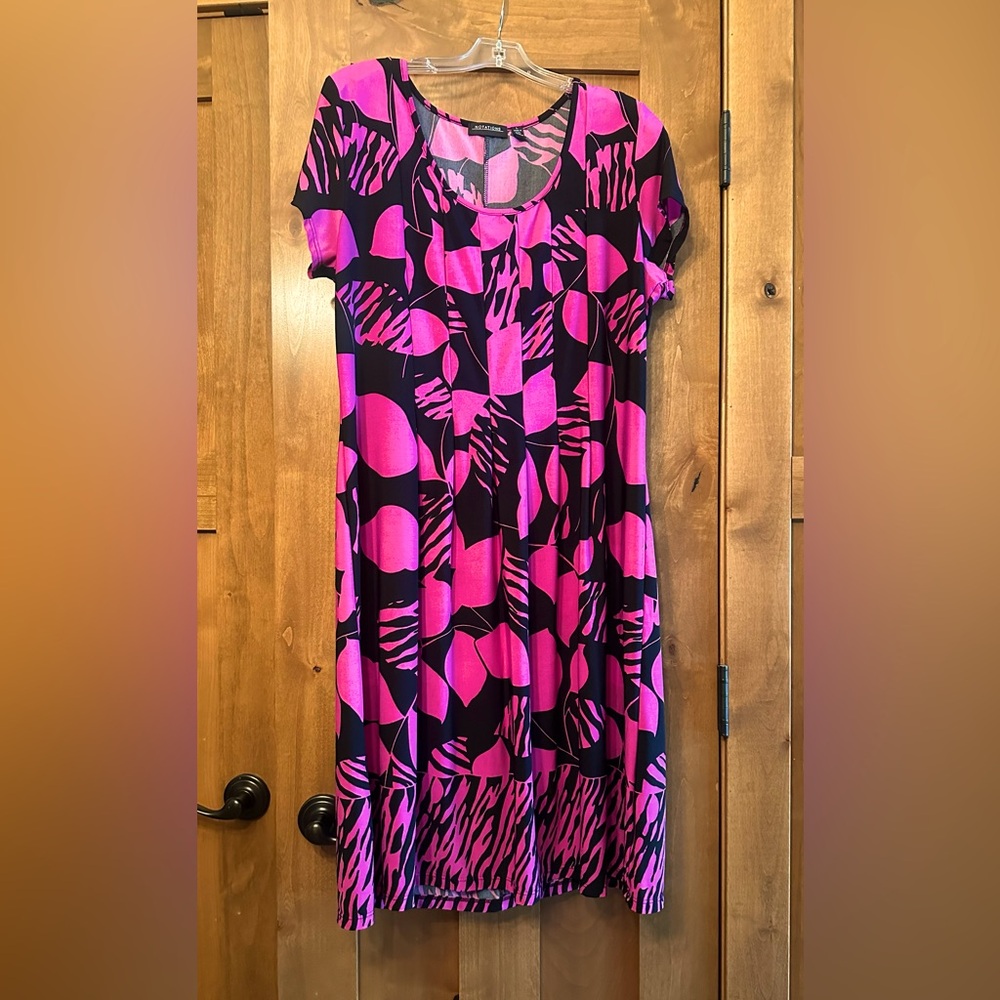 Fun, short sleeve, black and pink knee length dress Size large.